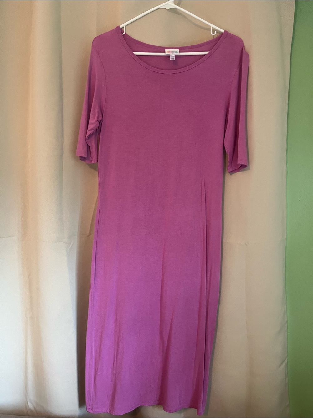 LuLaRoe Julia Dress **Size Medium** Color Fuchsia Pink. Like new